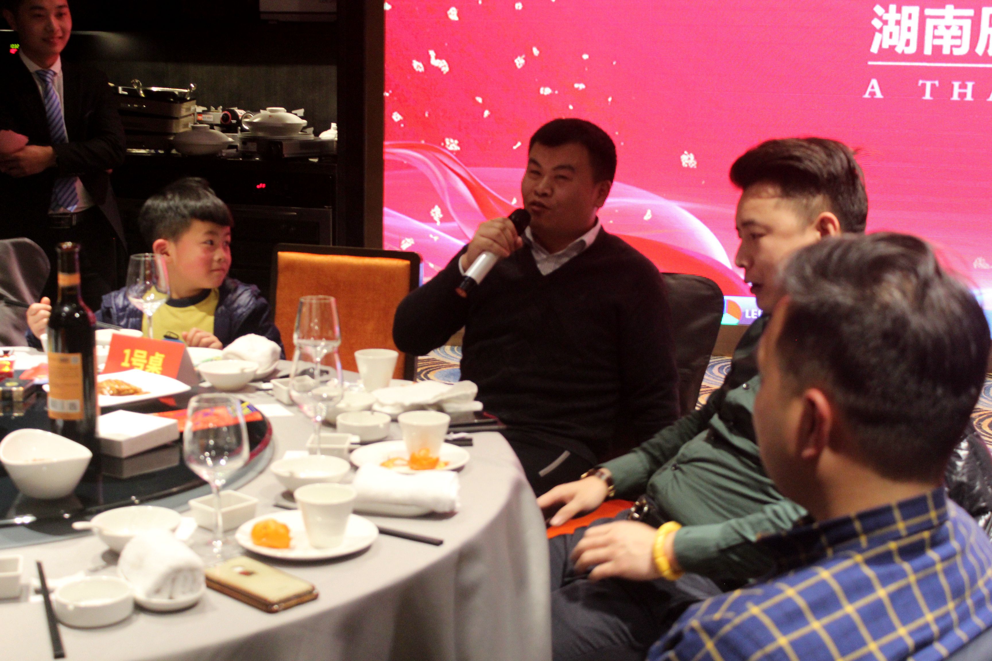 湖南中央空調(diào)，長(zhǎng)沙中央空調(diào)，中央空調(diào)