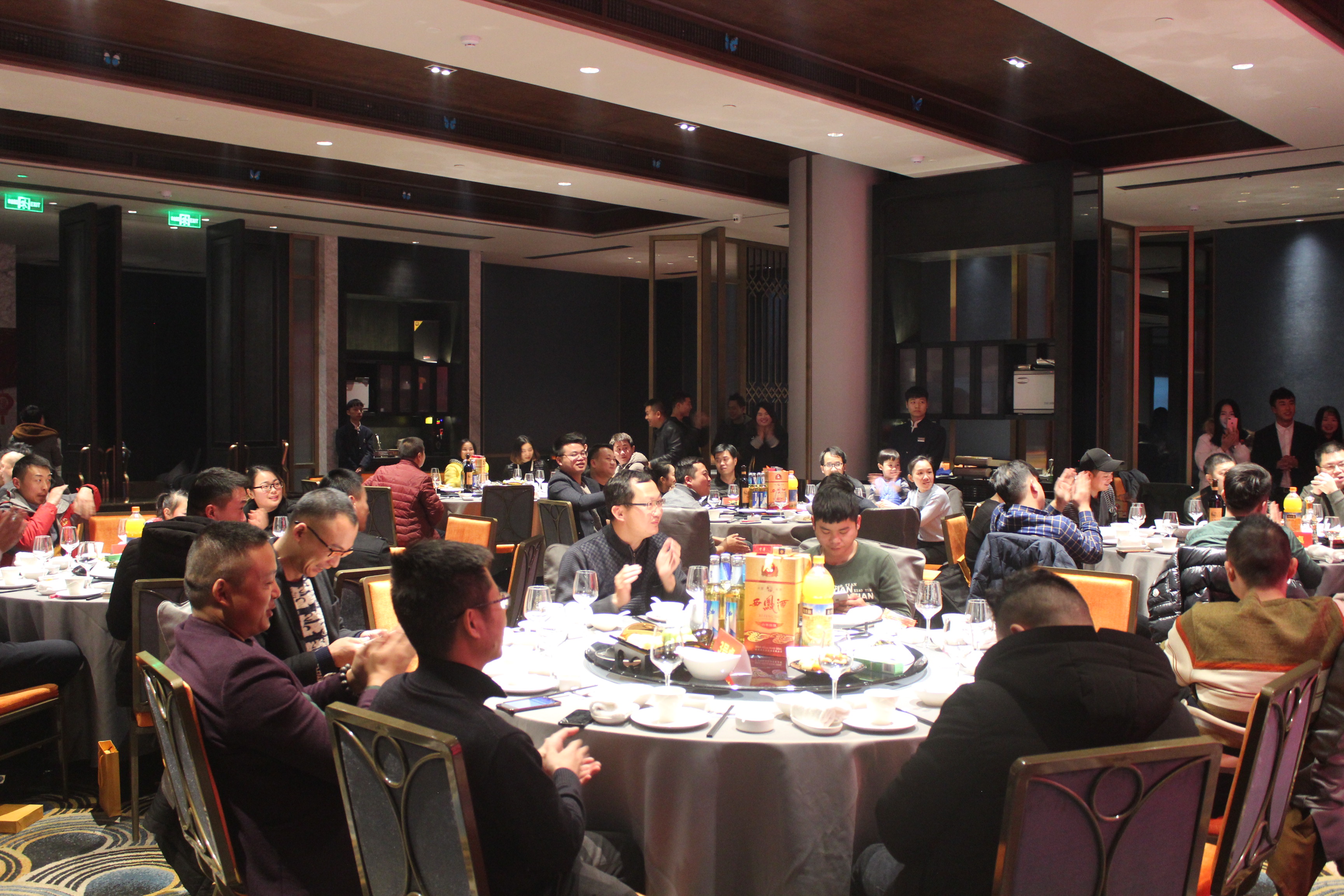 湖南中央空調(diào)，長(zhǎng)沙中央空調(diào)，中央空調(diào)